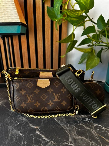 Multi Pochette Accessoires Kaki / Collection 2024 / M44813