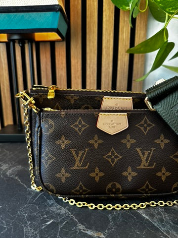 Multi Pochette Accessoires Kaki / Collection 2024 / M44813